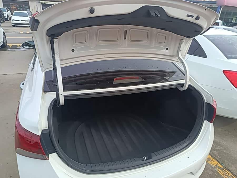 Hyundai Accent 2017, фото 18