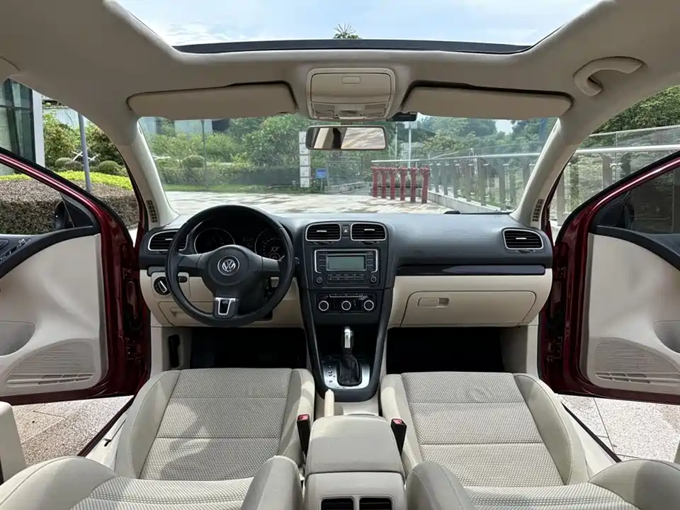 Volkswagen golf