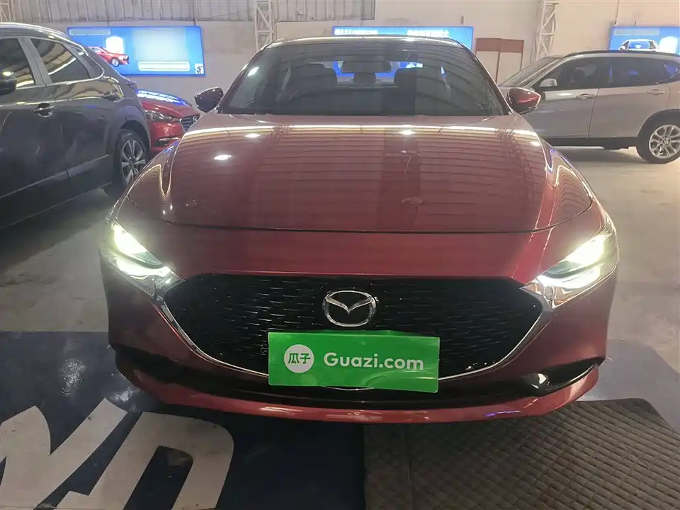 Mazda 3 Angkesaila