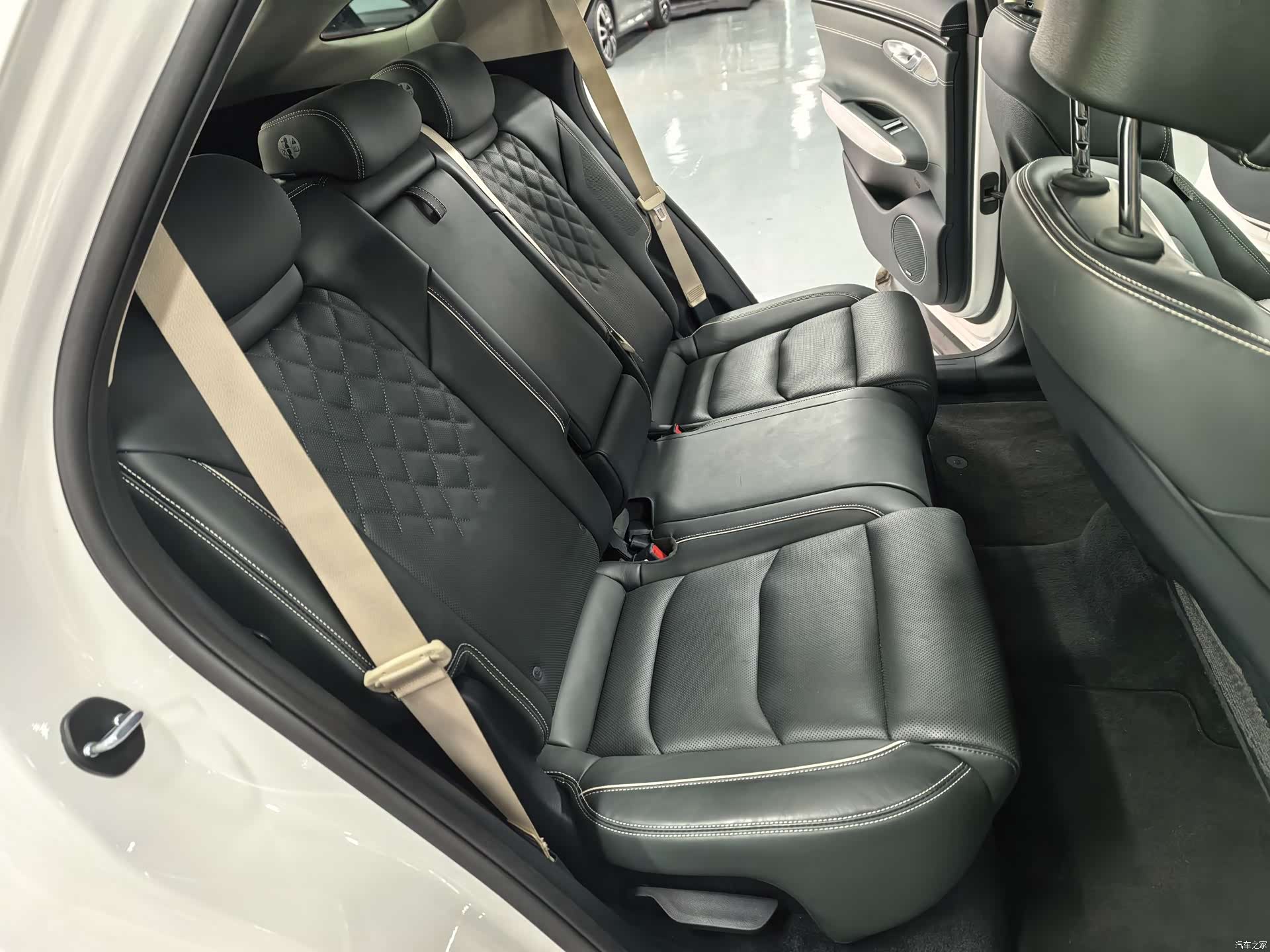 Genesis GV70, 2024 18