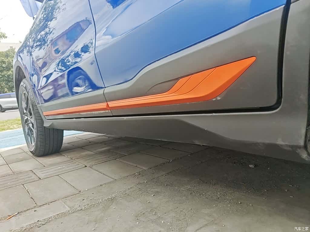 Geely Boyue, 2022 22