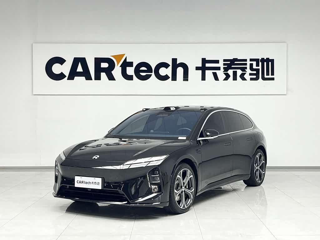 NIO ET5