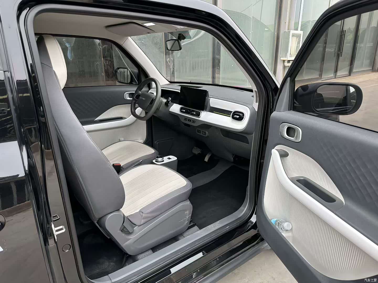 Geely Panda, 2025 9