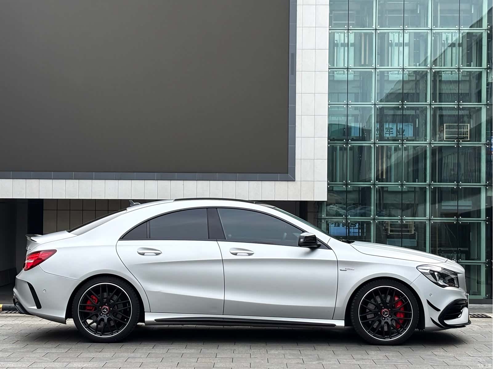 Mercedes-Benz CLA, 2019 4