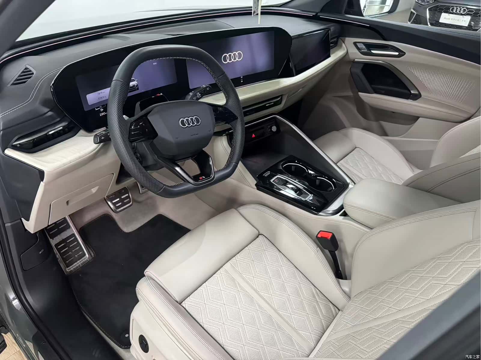 Audi Q5L, 2025 9