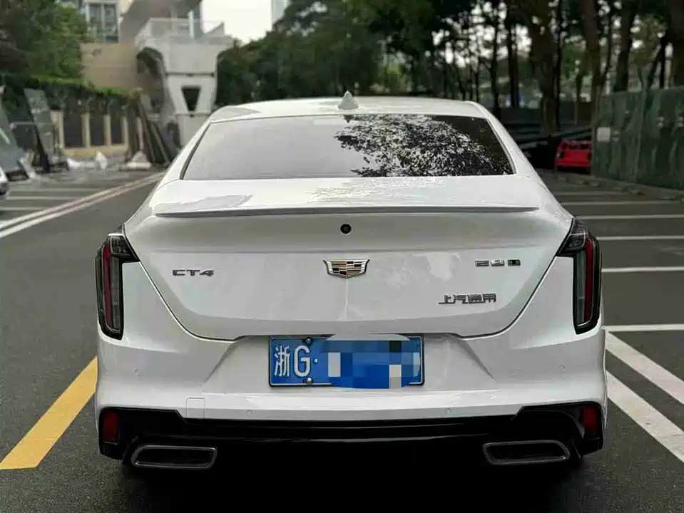 Cadillac CT4