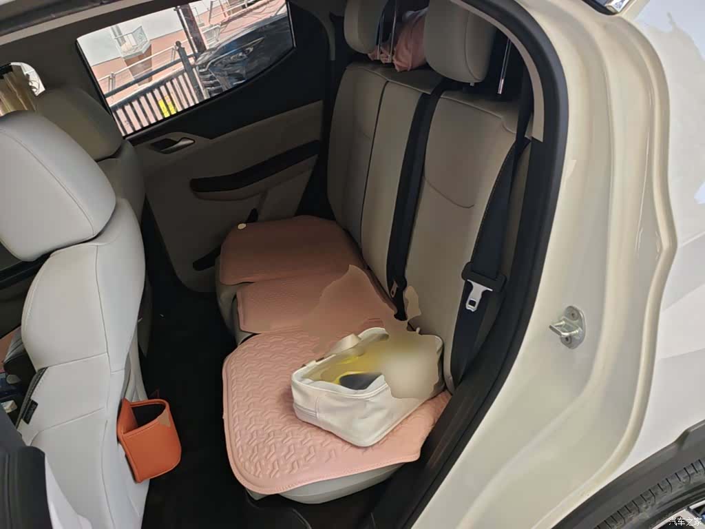 BYD Yuan, 2022 17