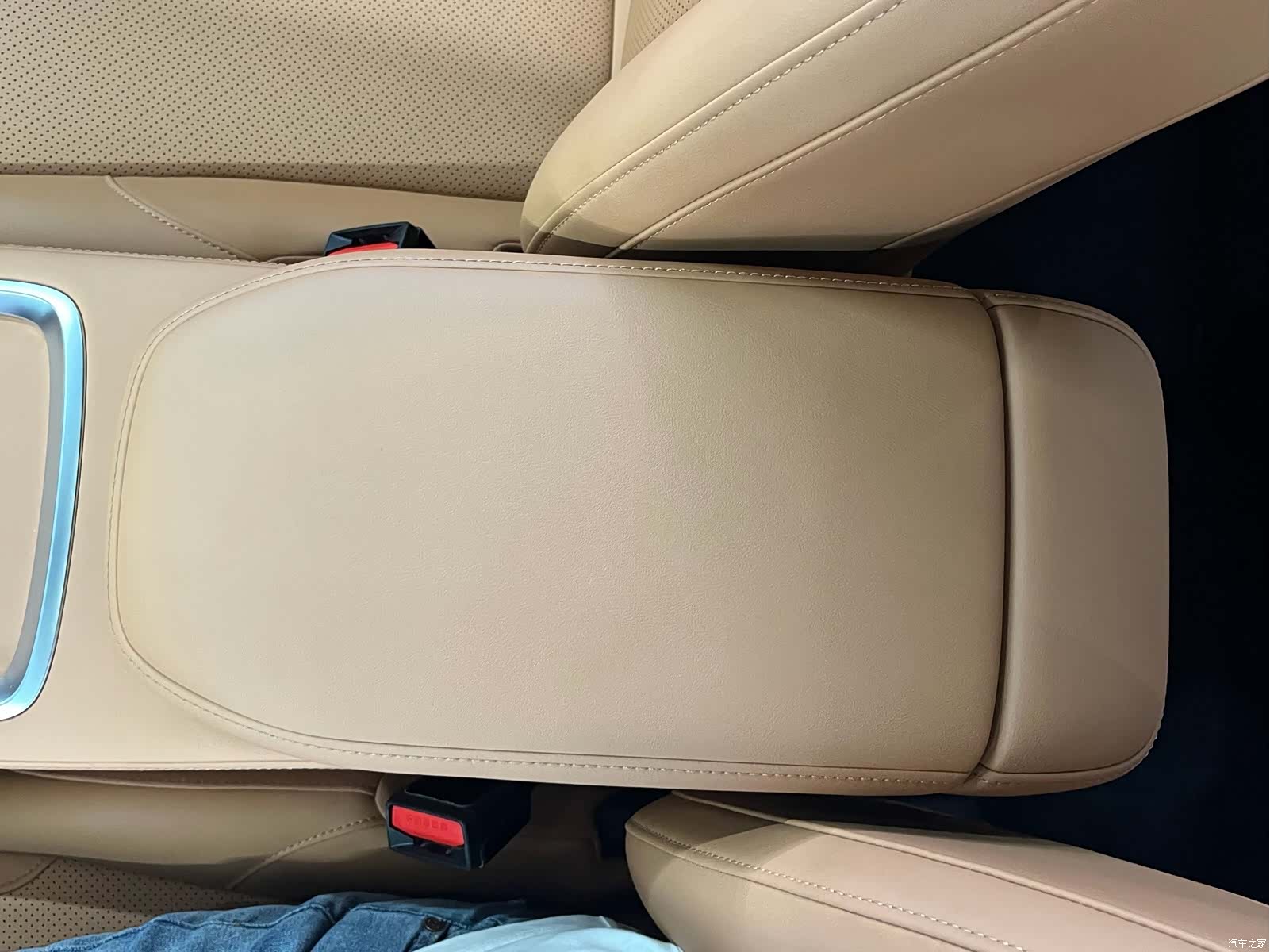 Geely Galaxy L7, 2025 13