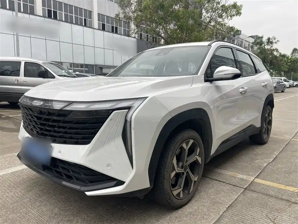 Geely Atlas L