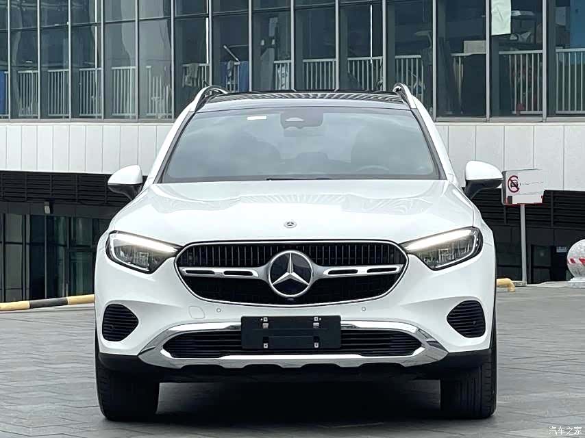 Mercedes-Benz GLC, 2023 2