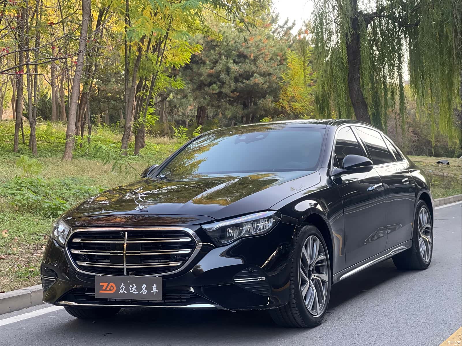Mercedes-Benz E-Class, 2024 1