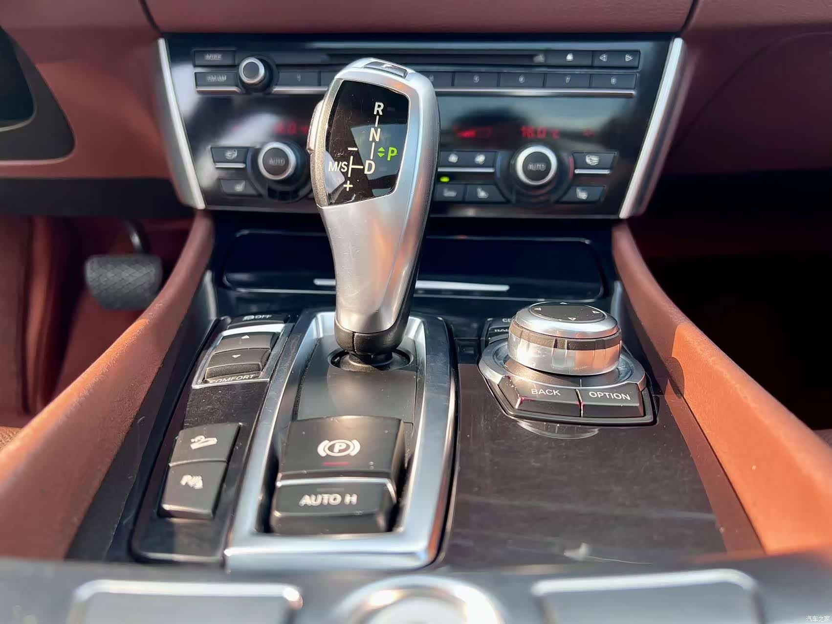 BMW 5 Series, 2012 14
