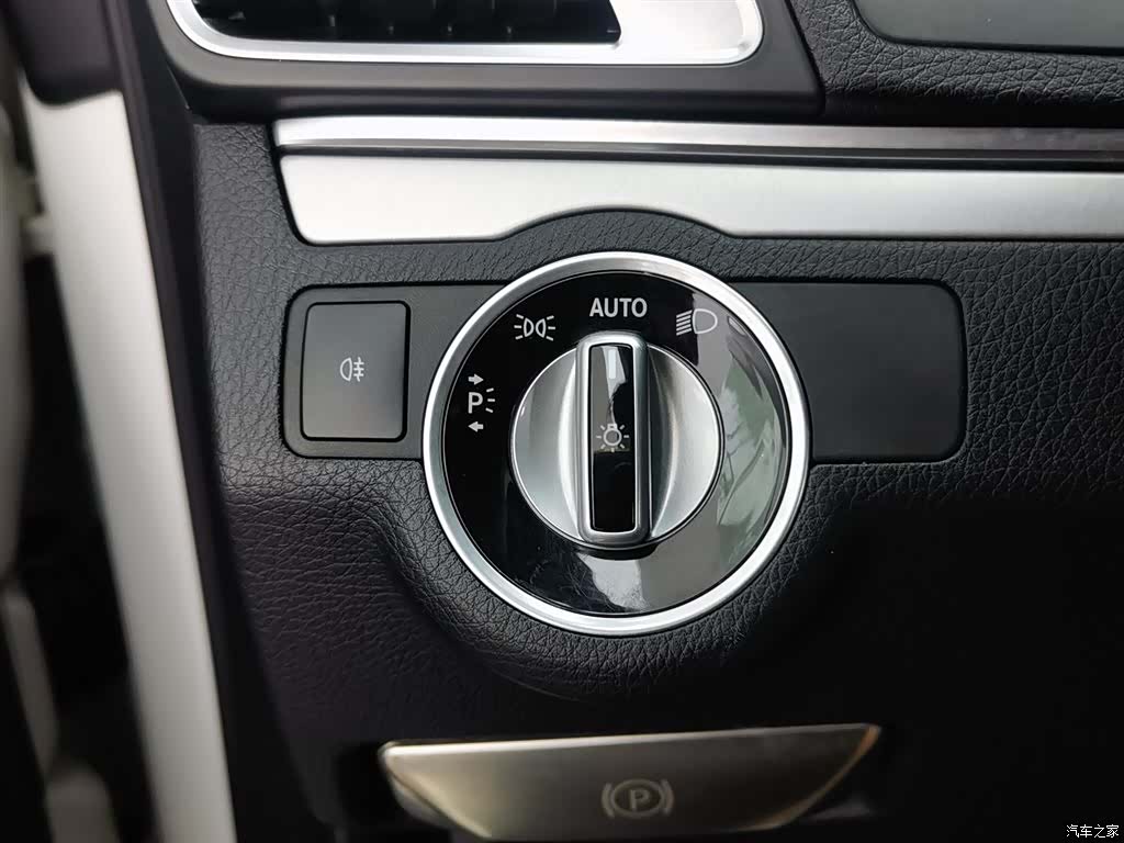 Mercedes-Benz E-Class, 2016 21