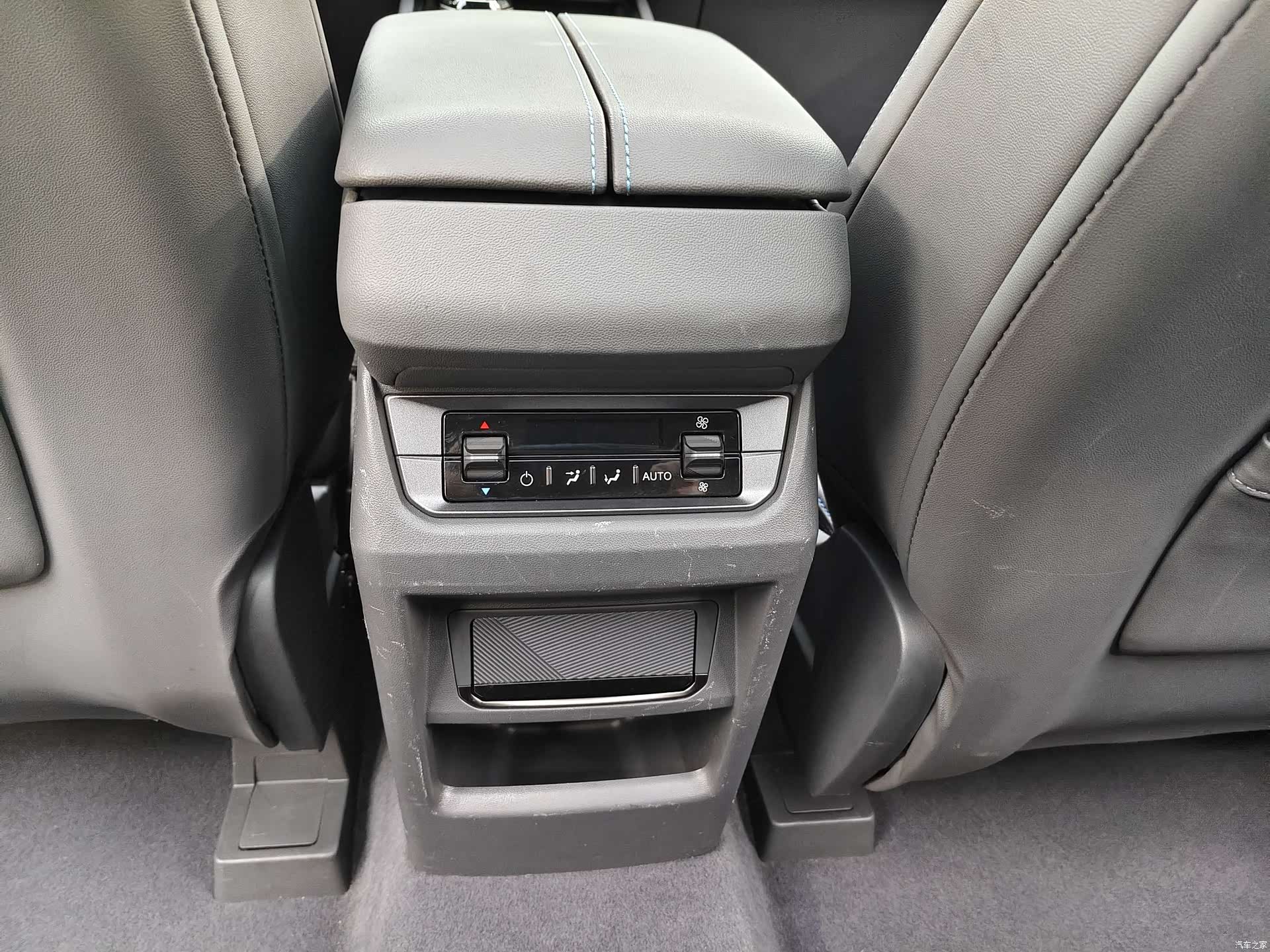 Ford Edge L, 2024 4