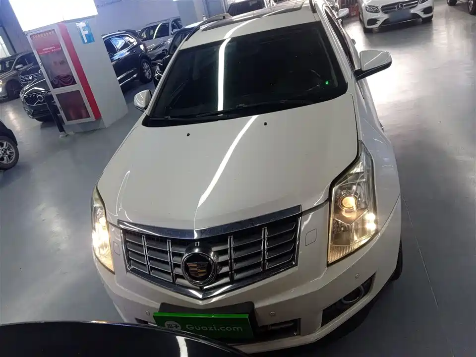 Cadillac SRX