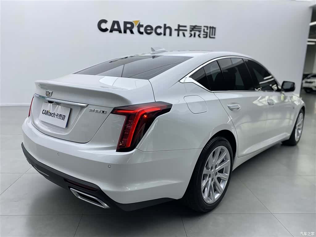 Cadillac CT5, 2024 32