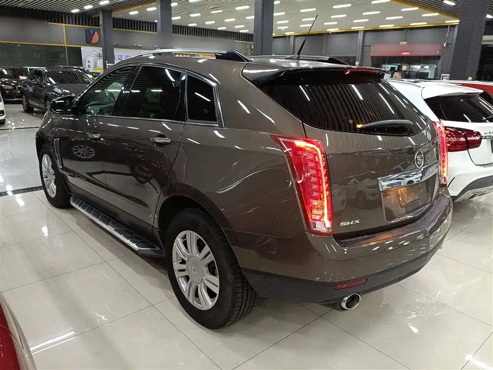Cadillac SRX
