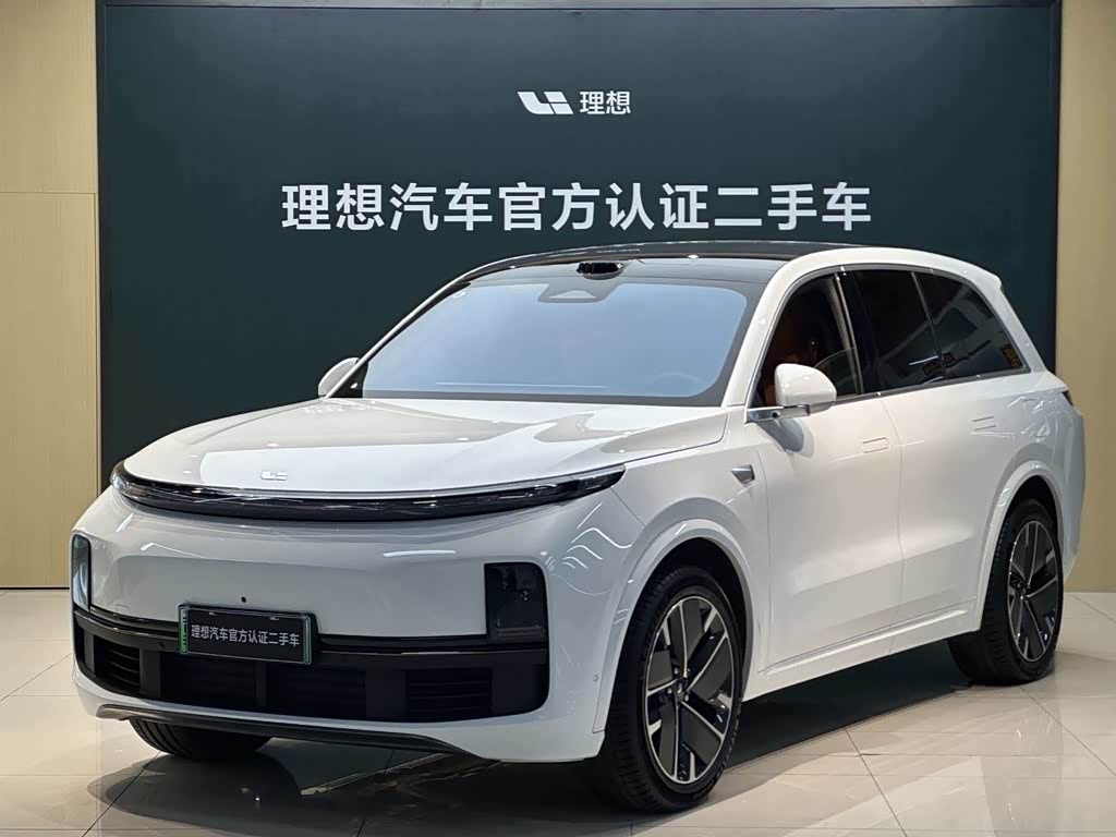 Li Auto L8