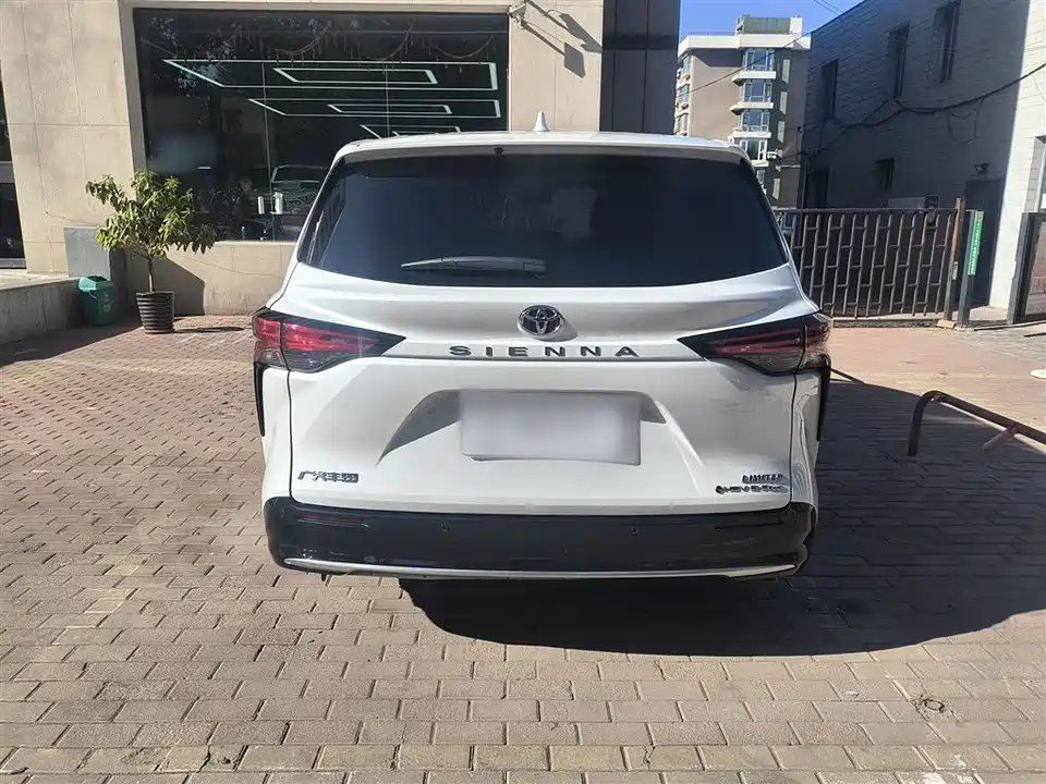 Toyota SIENNA