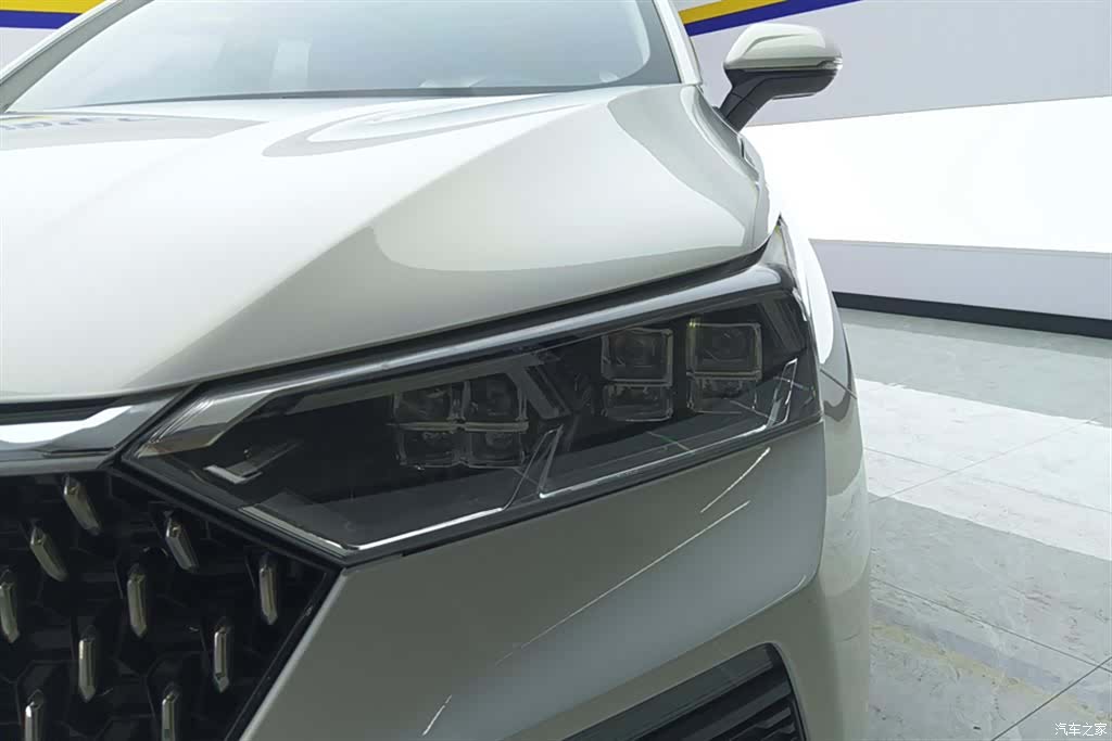 Bestune T77, 2019 все фото