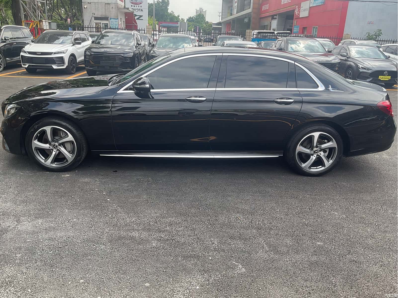 Mercedes-Benz E-Class, 2019 8