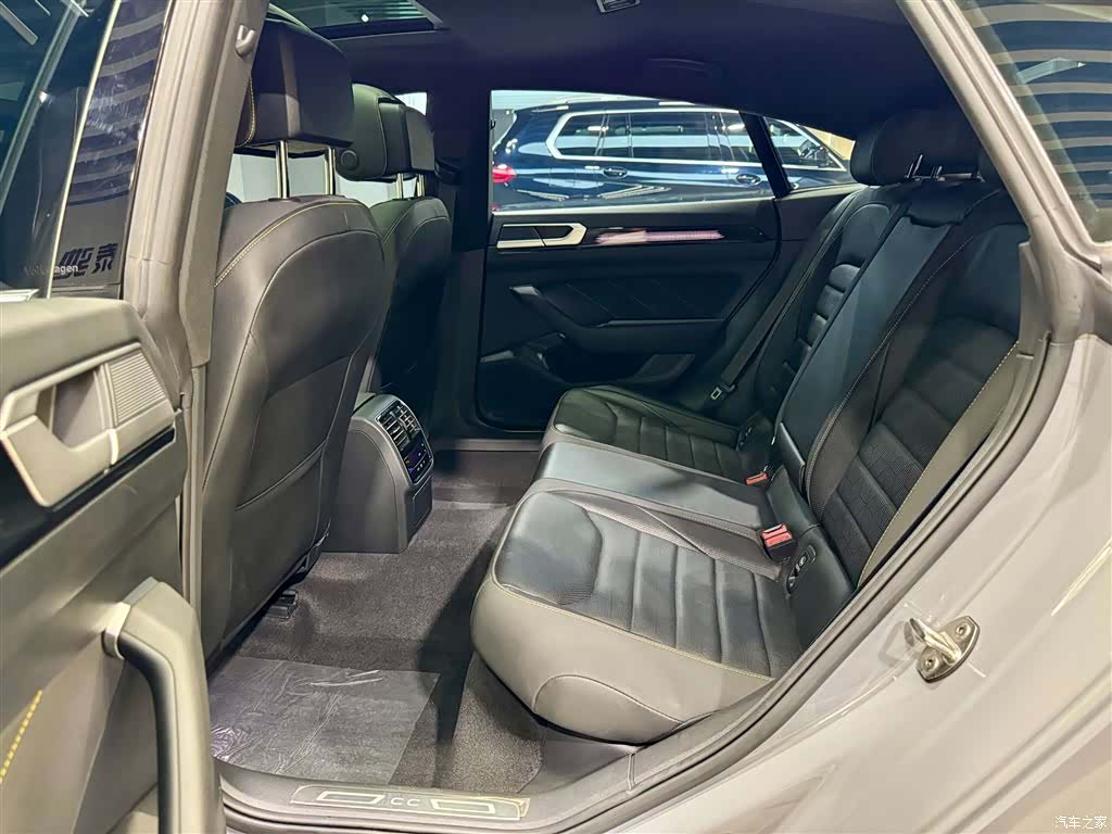 Volkswagen CC, 2024 21