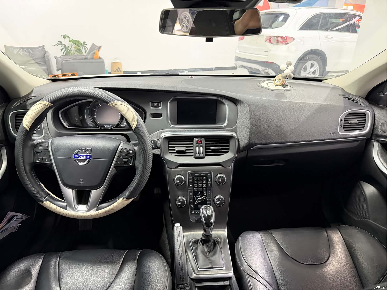 Volvo V40, 2016 9