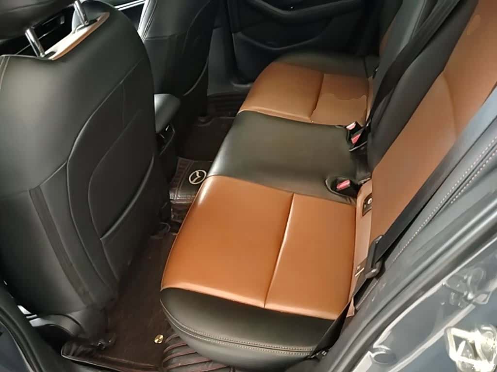 Mazda Mazda3, 2023 13