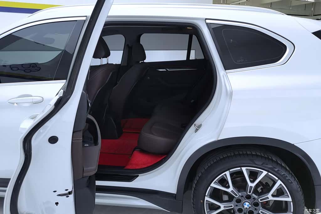 BMW X1, 2023 11