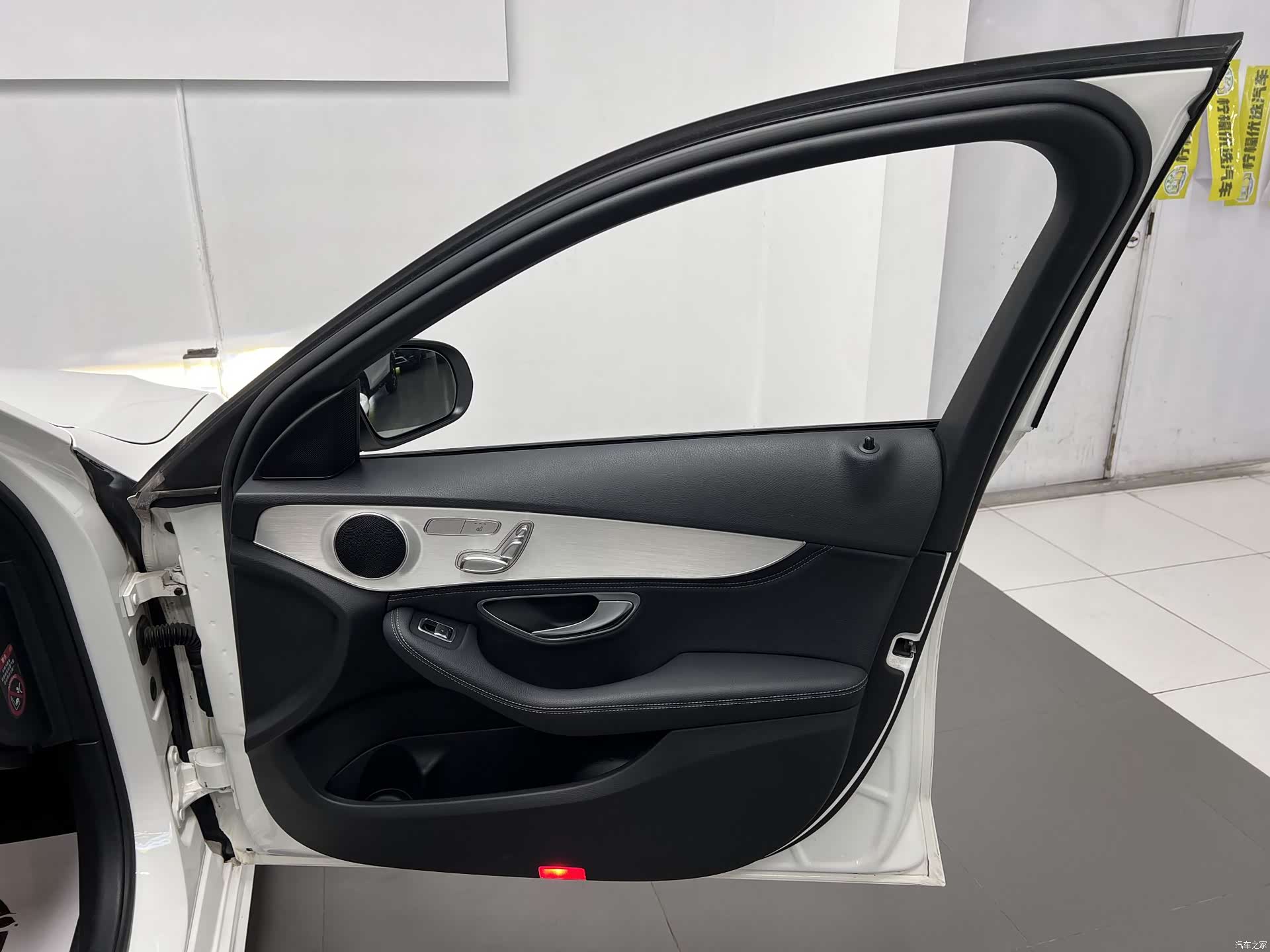 Mercedes-Benz C-Class, 2016 16