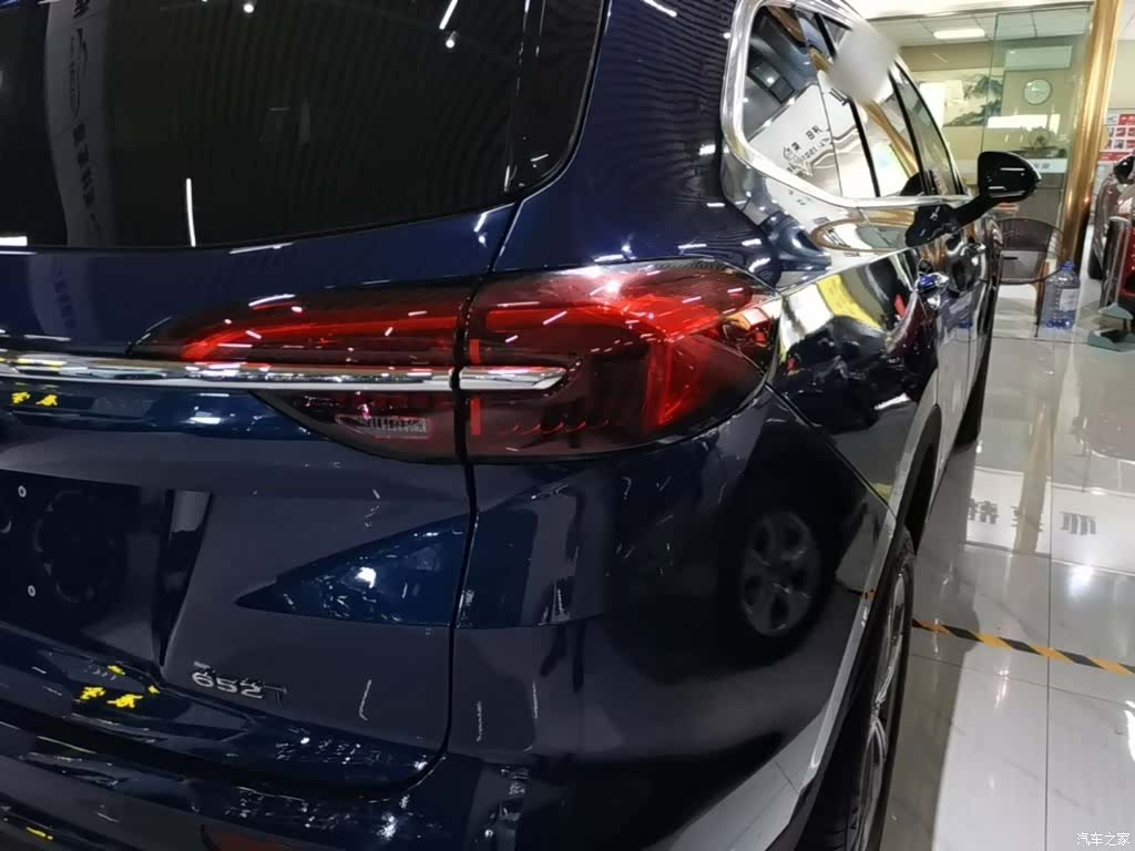Buick Envision Plus, 2023 8