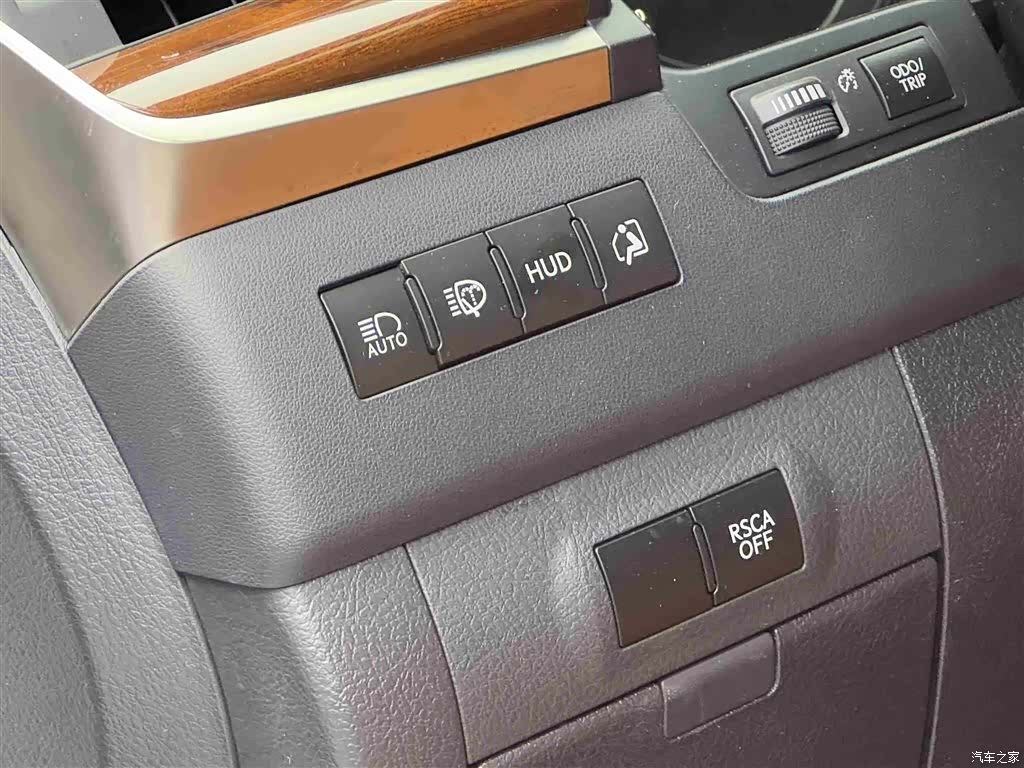 Lexus LX, 2018 19