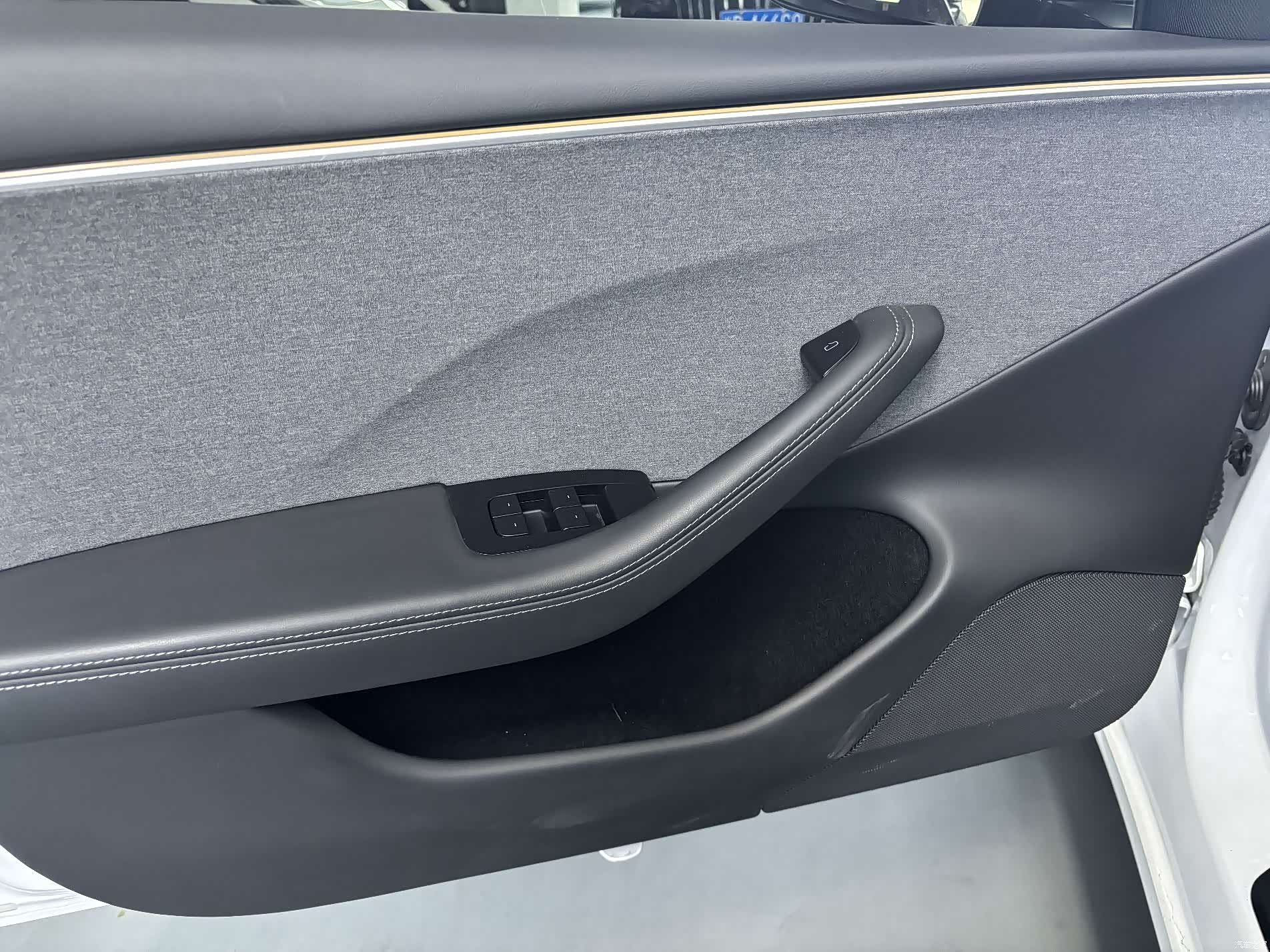 Tesla Model 3, 2024 9