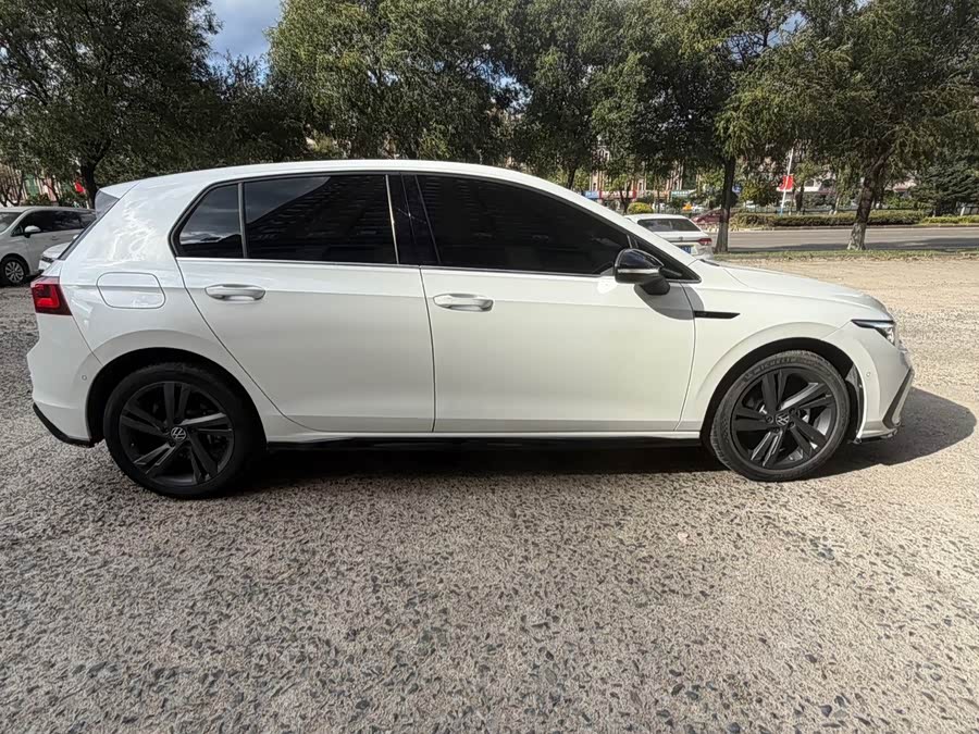 Volkswagen Golf 2023, фото 7