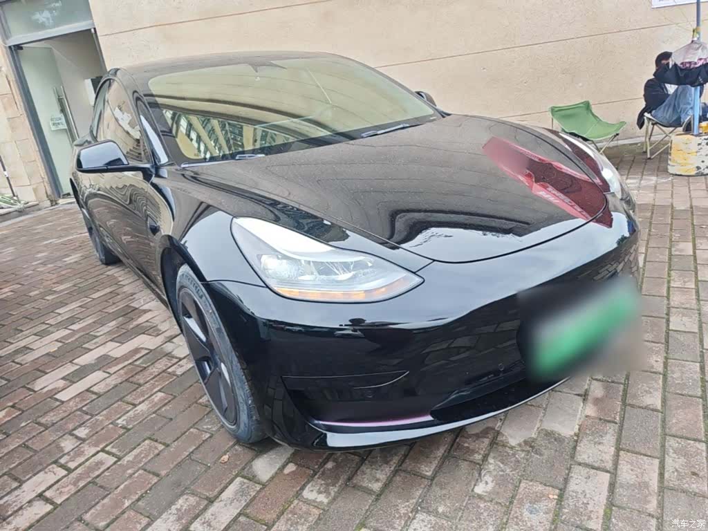 Tesla Model 3, 2023 4