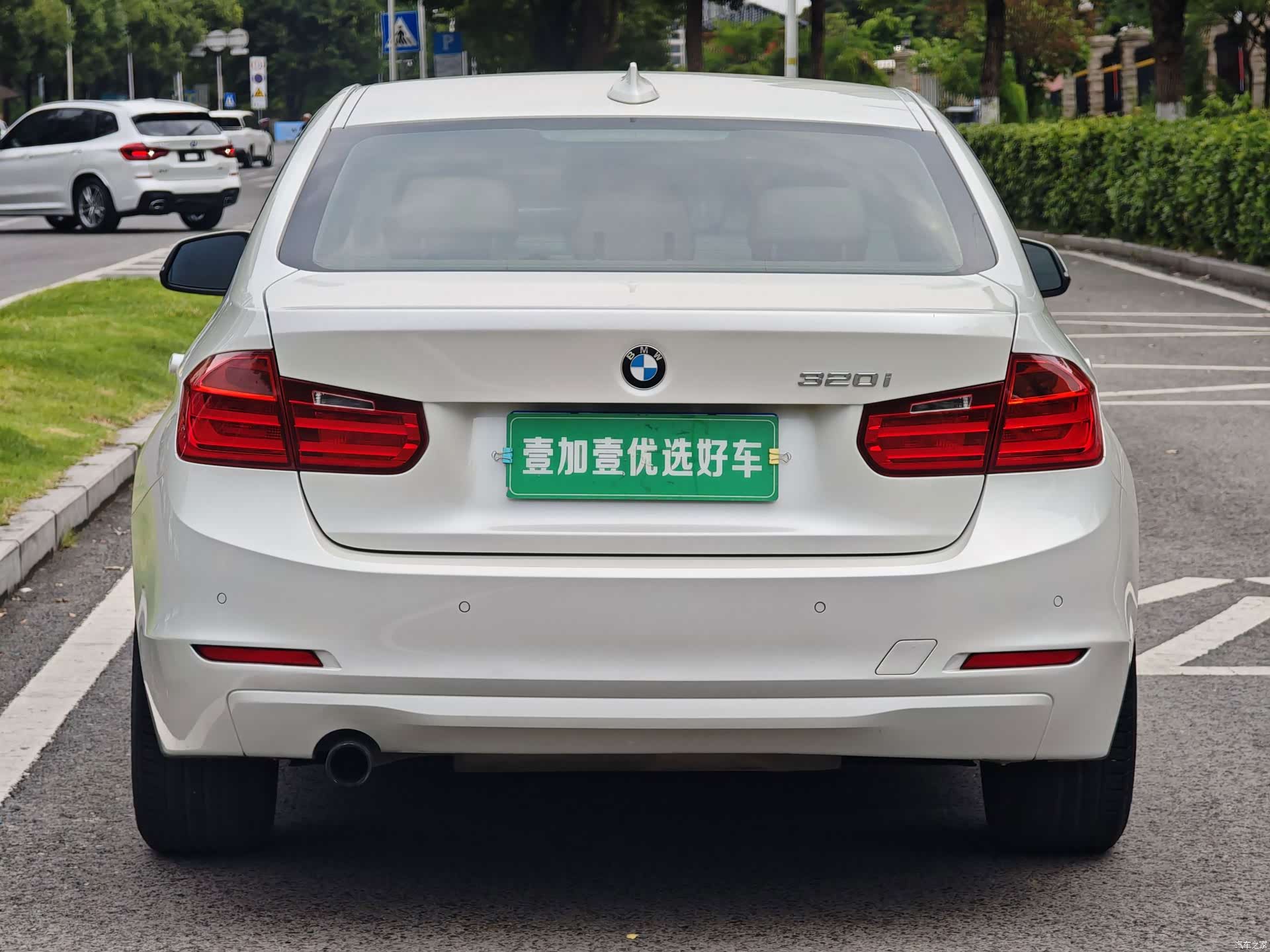 BMW 3 Series, 2012 все фото