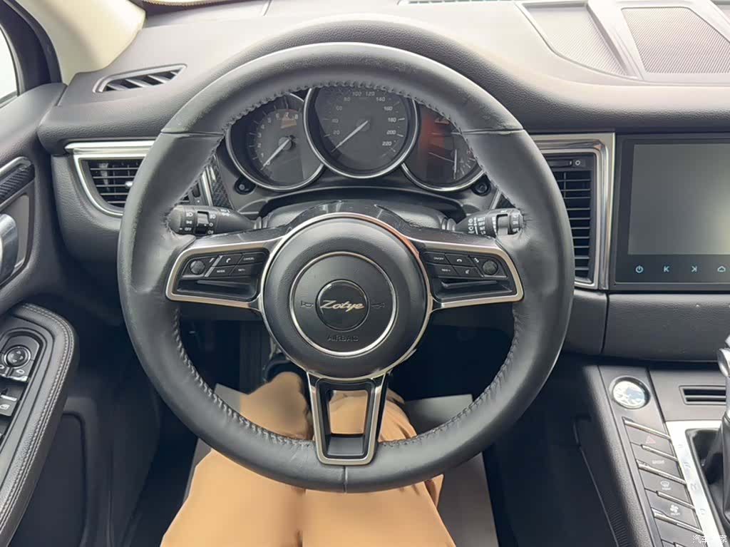 Zotye SR9, 2017 20