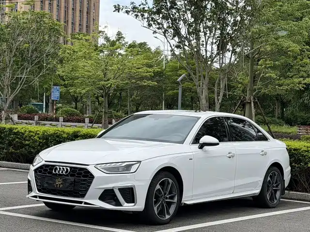 Audi A4L 2024 — купить из Китая под заказ