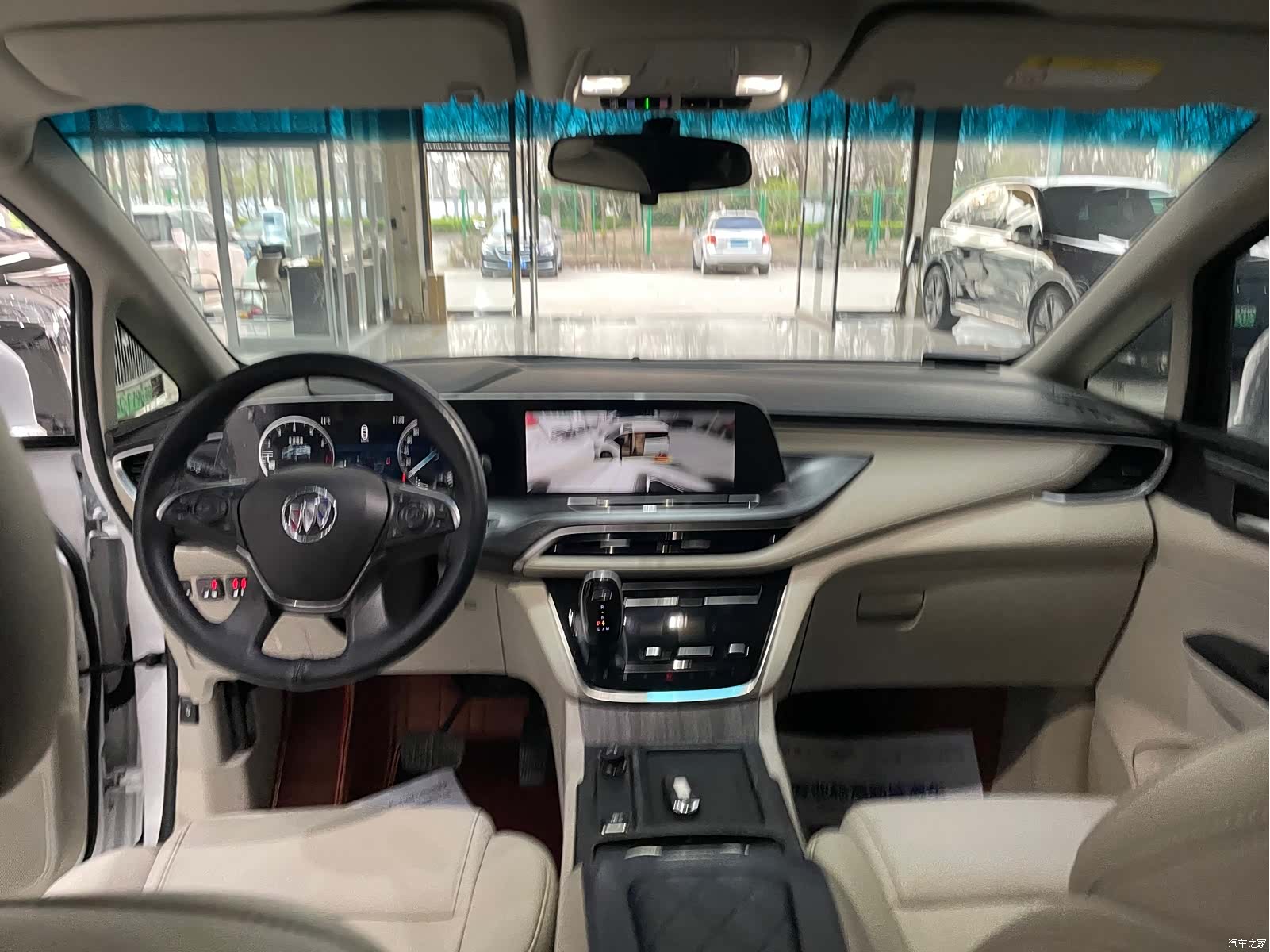 Buick GL8, 2020 9