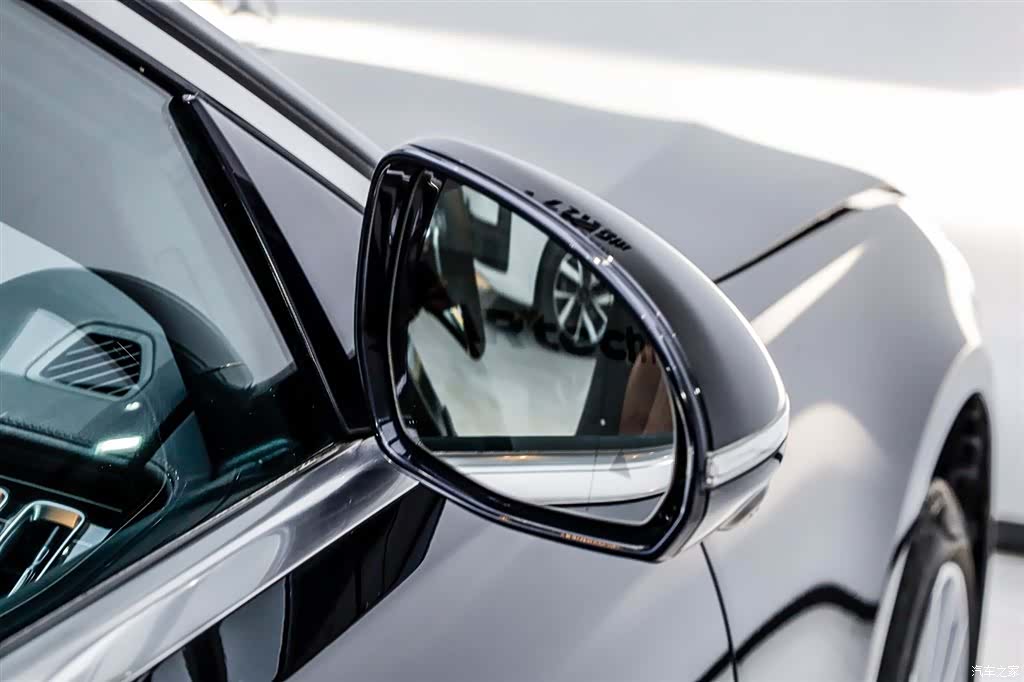 Mercedes-Benz S-Class, 2023 13