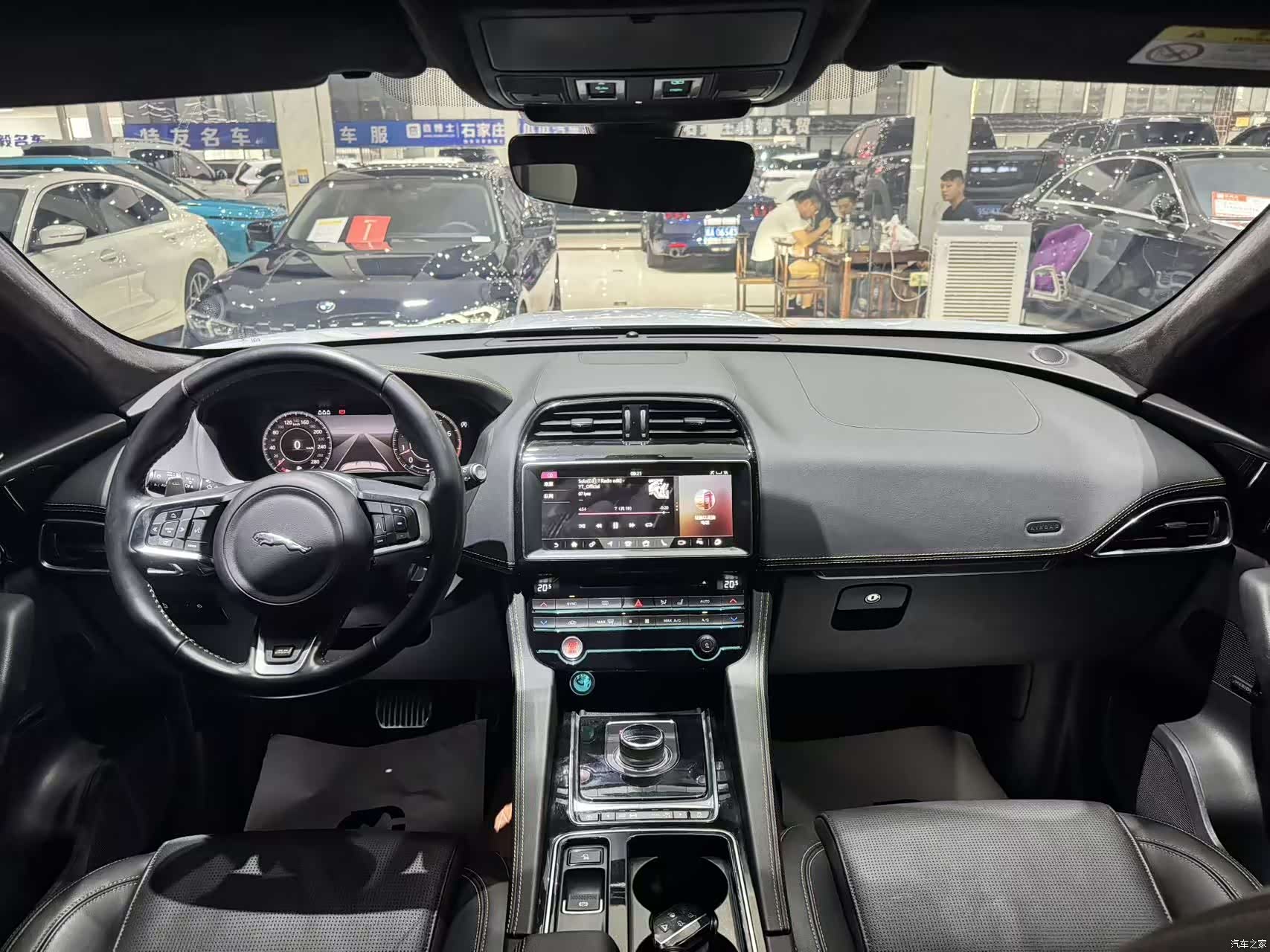 Jaguar F-PACE, 2021 6