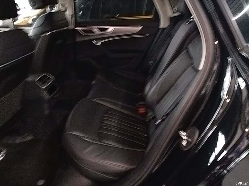 Audi A6L, 2023 17