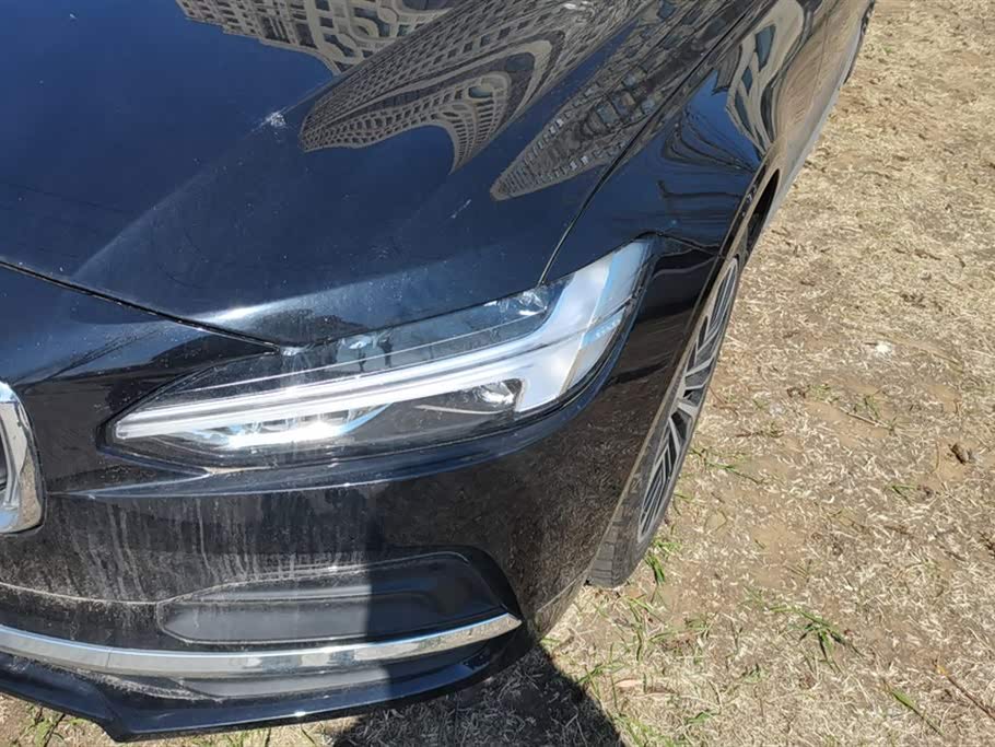 Volvo S90