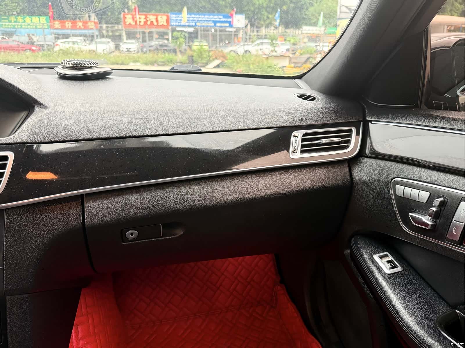 Mercedes-Benz E-Class, 2015 7
