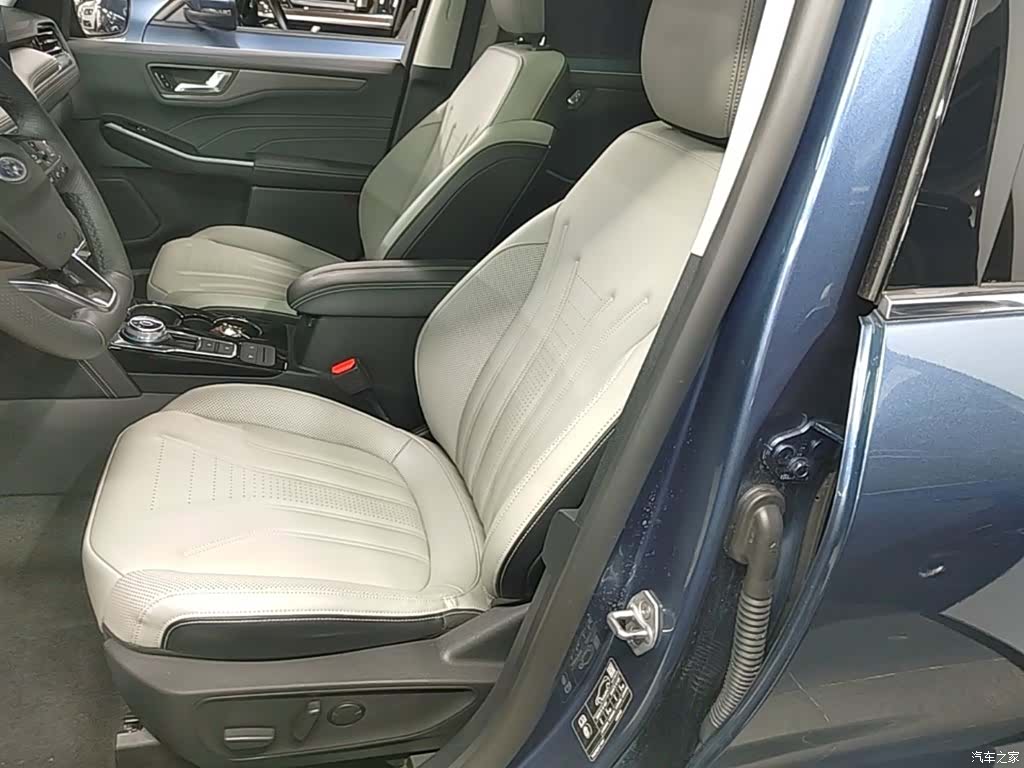 Ford Escape, 2022 15