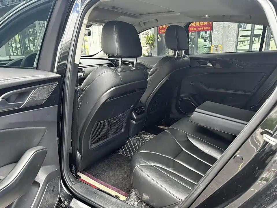 Hongqi H5 Hongqi H5