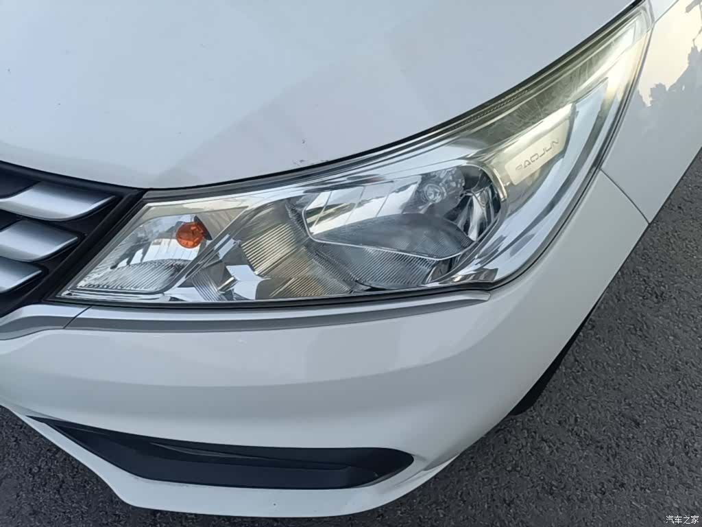 Wuling 310, 2019 24