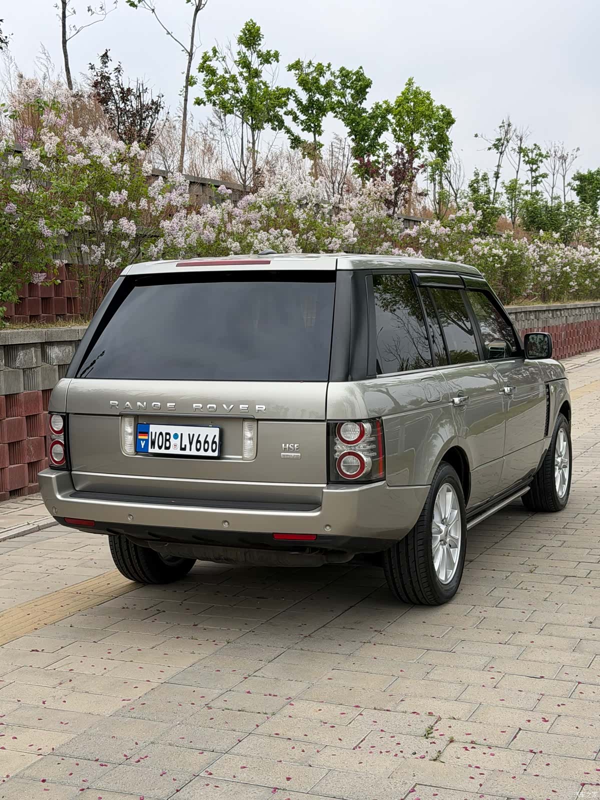 Land Rover Range Rover, 2011 4