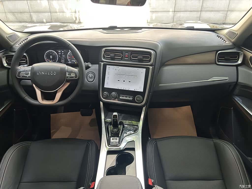 Lynk & Co 01, 2018 14