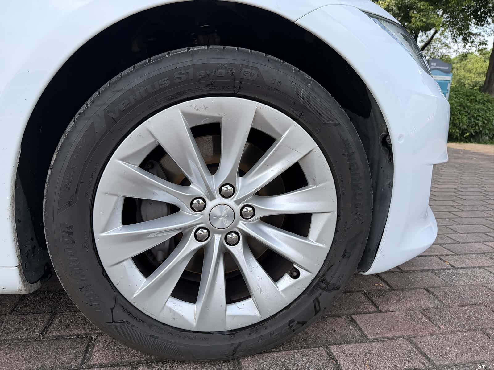 Tesla Model S, 2019 11